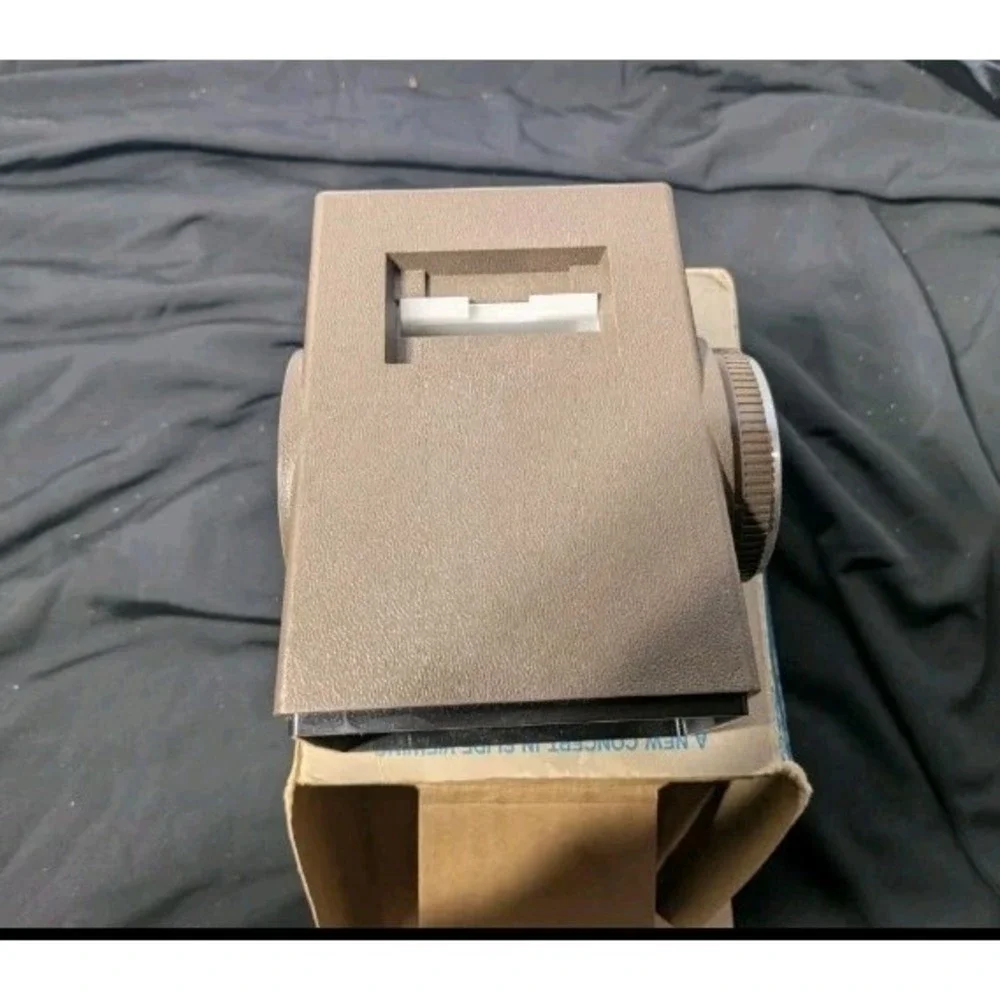 Vintage GAF Pana-Vue Zoom Slide‎ Viewer 2x2 35mm Lighted 8x Zoom w/ Box